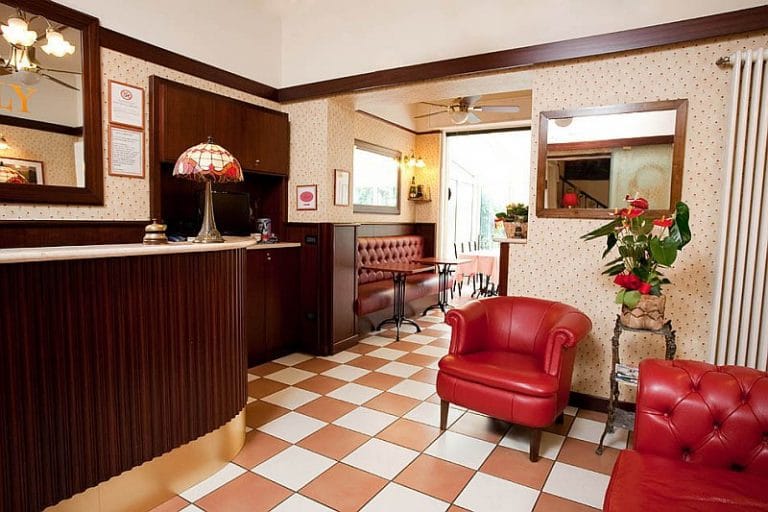 Hotel Charly