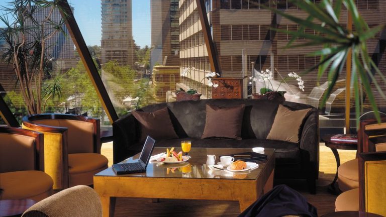 Four Seasons Hotel Sydney