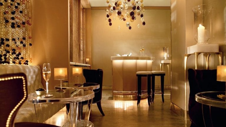 Jumeirah Carlton Tower