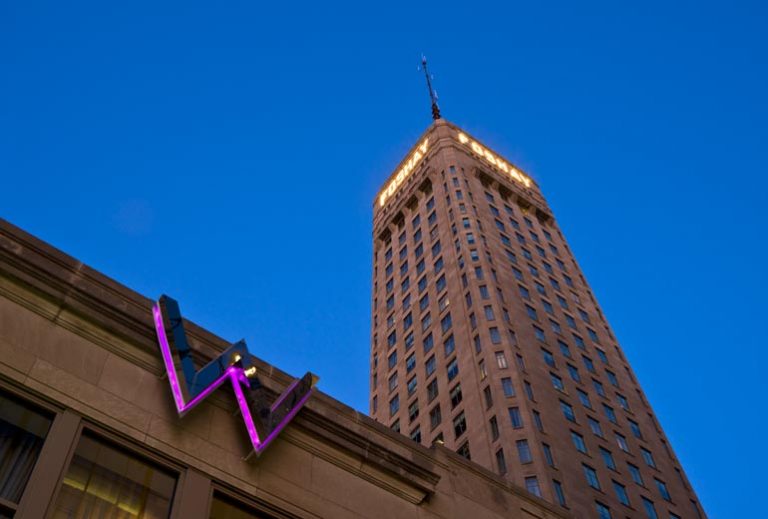 W Minneapolis – The Foshay